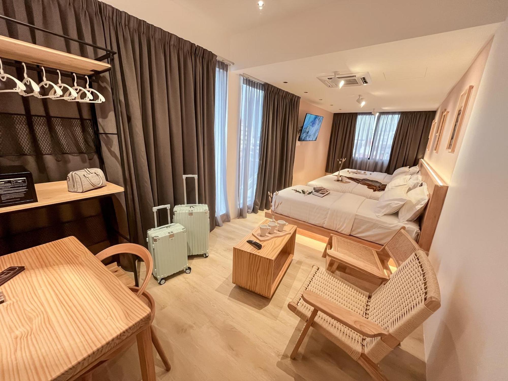 Отель Sleep Box Penang Джорджтаун Экстерьер фото