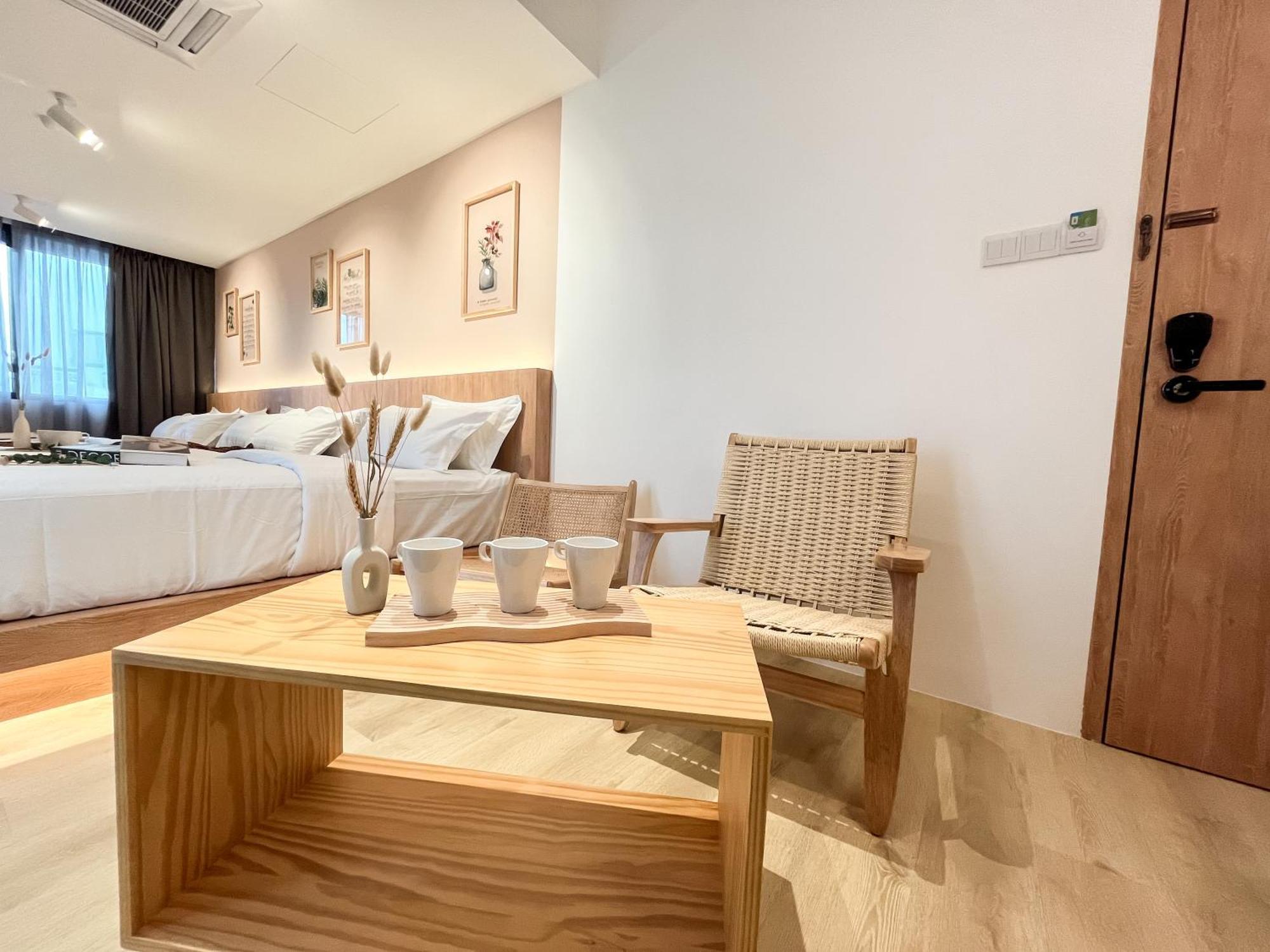Отель Sleep Box Penang Джорджтаун Экстерьер фото
