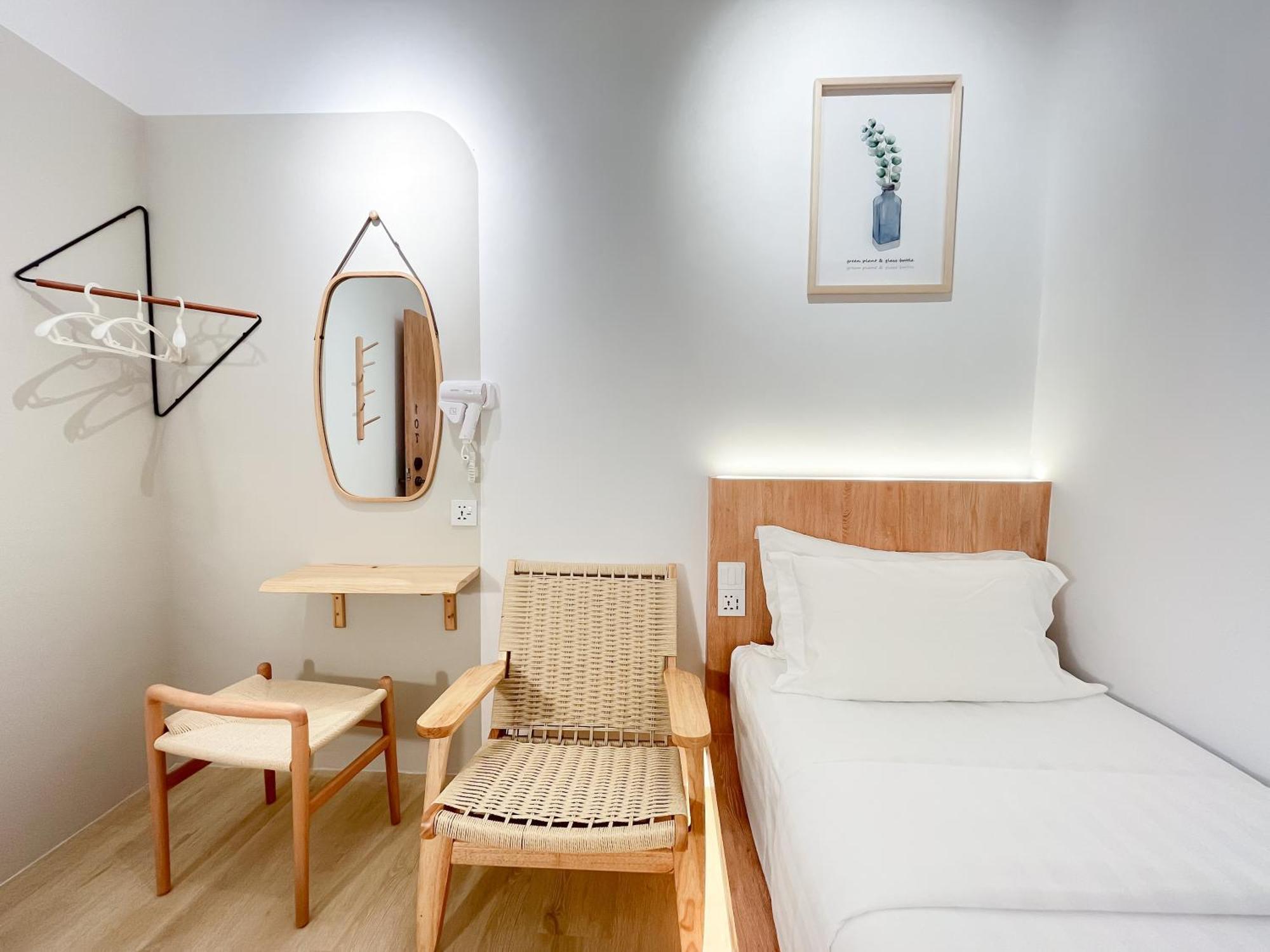 Отель Sleep Box Penang Джорджтаун Экстерьер фото